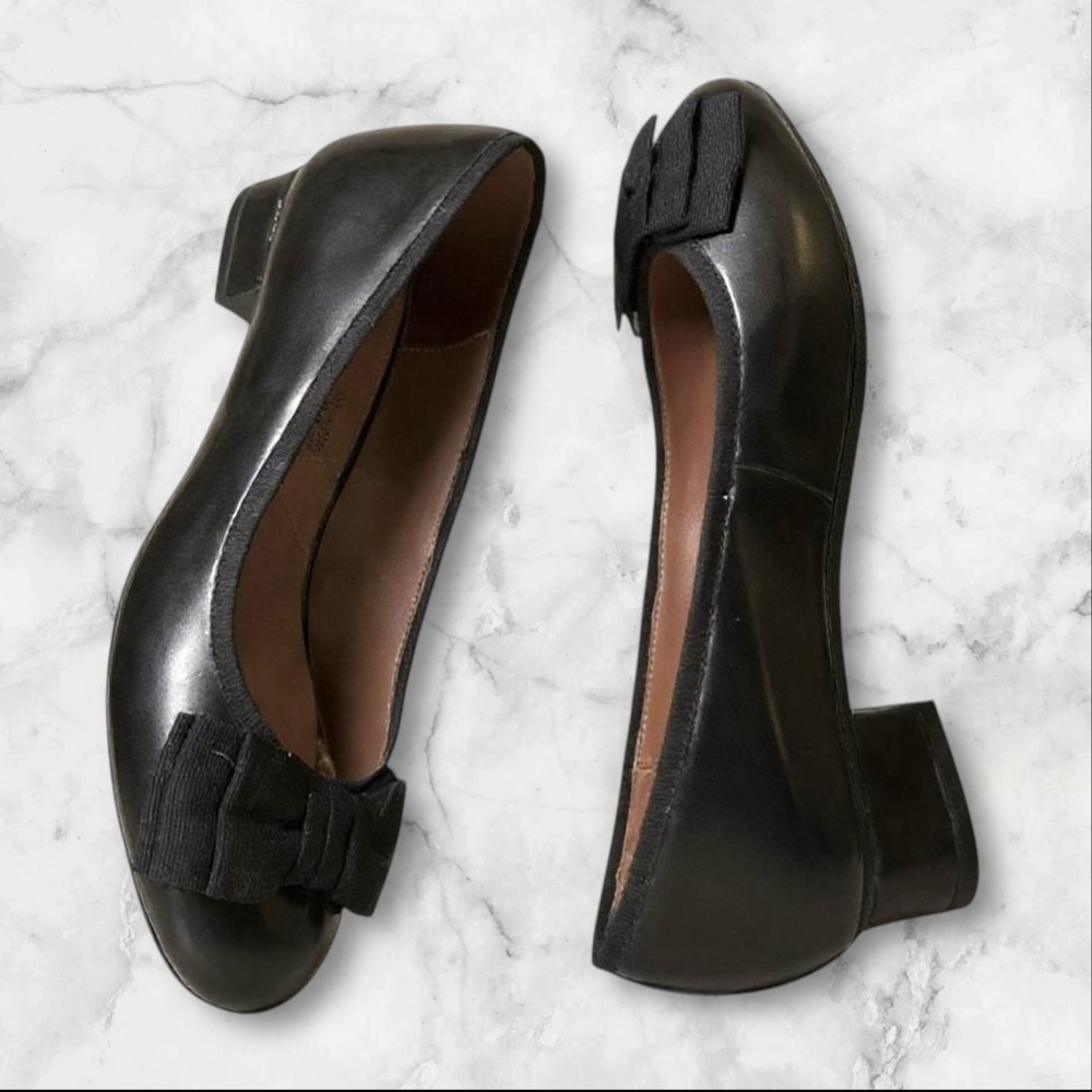 Adrienne Vittadini Black Patent Leather Flats with Bows Size 7 - Picture 6 of 15